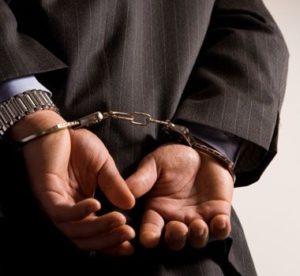 ответственность юристов: уголовная и административная.