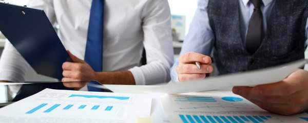 Від універсалів мало толку?